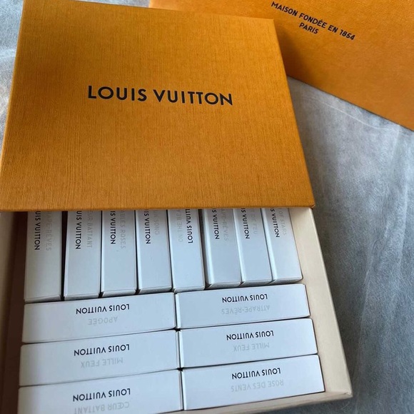 SOLD❌❌Authentic Brand New LV Perfume Lot - 14pcs - 2ML's❤️ - Picture 8 of 9